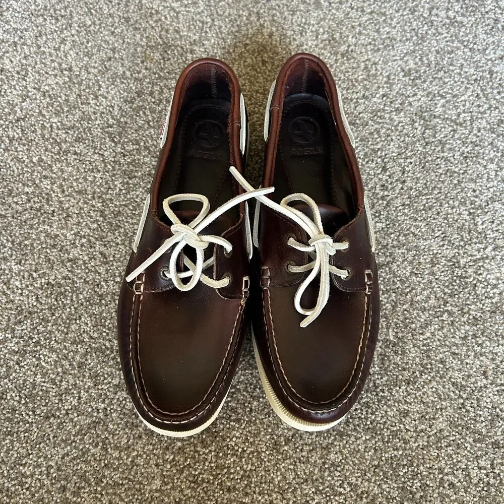 AIGLE 1853 LEATHER BOAT SHOES ELEGANT MENS 8.5 BROWN